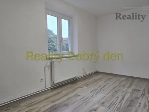 Pronájem bytu 2+1, Opava, Těšínská, 48 m2