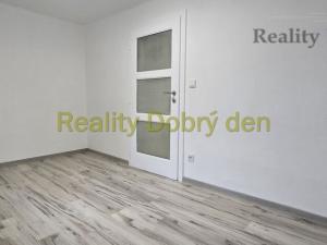 Pronájem bytu 2+1, Opava, Těšínská, 48 m2