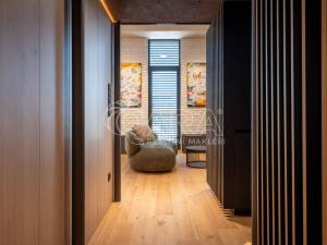 Pronájem bytu 2+kk, Praha - Holešovice, Tusarova, 53 m2