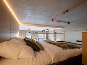 Pronájem bytu 2+kk, Praha - Holešovice, Tusarova, 53 m2
