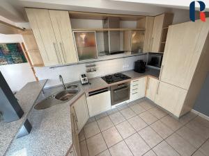 Prodej bytu 3+kk, Praha - Štěrboholy, Pod areálem, 89 m2