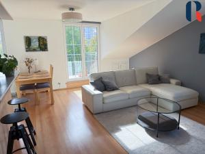 Prodej bytu 3+kk, Praha - Štěrboholy, Pod areálem, 89 m2