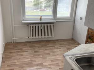 Pronájem bytu 1+1, Třebíč - Nové Dvory, Dukovanská, 36 m2