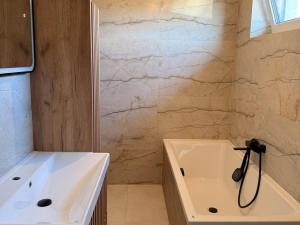 Prodej rodinného domu, Nechanice - Staré Nechanice, 94 m2