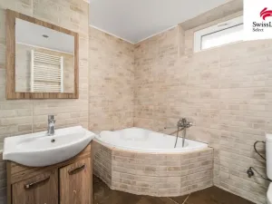 Prodej bytu 3+1, Mariánské Lázně, Ke Kasárnům, 83 m2