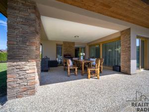 Prodej rodinného domu, Srubec, Slunečná, 230 m2