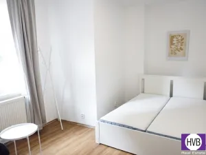 Pronájem bytu 4+kk, Praha, Musílkova, 90 m2