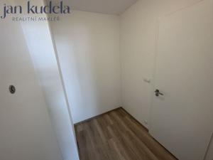 Pronájem bytu 1+kk, Brno, Placzkova, 27 m2