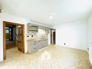Pronájem bytu 2+1, Děčín, Ve Vilách, 70 m2