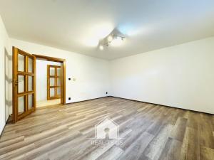 Pronájem bytu 2+1, Děčín, Ve Vilách, 70 m2