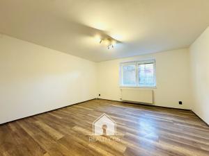 Pronájem bytu 2+1, Děčín, Ve Vilách, 70 m2