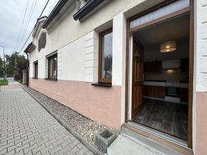 Pronájem kanceláře, Chrášťany, Plzeňská, 65 m2