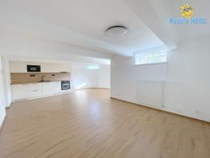 Pronájem bytu 1+kk, Praha - Braník, Na výspě, 37 m2