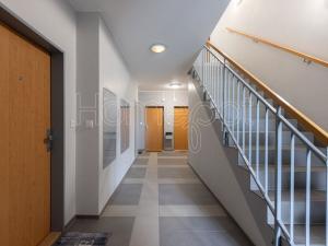 Pronájem bytu 2+kk, Praha - Kyje, Břeclavská, 45 m2