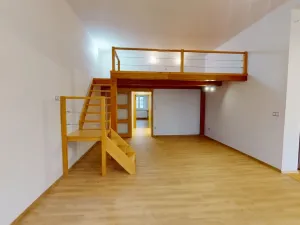 Pronájem bytu 2+1, Opava - Předměstí, Krnovská, 78 m2