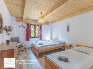 Prodej bytu 4+kk, Mikulovice, Na Bukovci, 200 m2