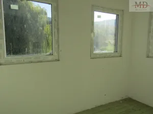 Prodej bytu 2+1, Trmice, 71 m2