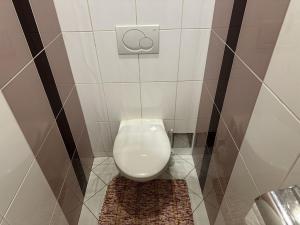 Pronájem bytu 1+kk, Praha - Vršovice, Vršovická, 32 m2