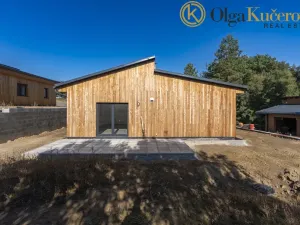 Prodej rodinného domu, Černá Hora, 99 m2