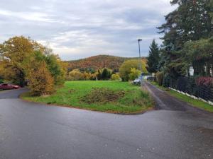 Prodej pozemku pro bydlení, Mníšek pod Brdy, Stříbrná Lhota, 8666 m2