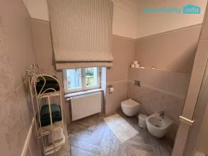 Prodej bytu 2+1, Mariánské Lázně, Anglická, 156 m2