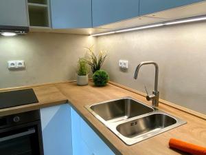 Pronájem bytu 2+kk, Praha - Vršovice, Bulharská, 45 m2