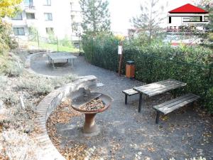 Pronájem bytu 3+kk, Praha - Horní Měcholupy, Padovská, 50 m2