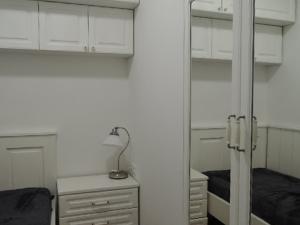 Pronájem bytu 3+kk, Praha - Horní Měcholupy, Padovská, 50 m2