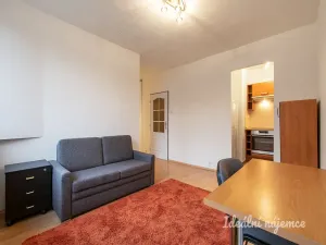 Pronájem bytu 2+kk, Praha - Bohnice, Hlivická, 35 m2