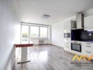 Pronájem bytu 4+kk, Hradec Králové - Nový Hradec Králové, Čajkovského, 82 m2