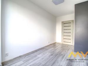 Pronájem bytu 4+kk, Hradec Králové - Nový Hradec Králové, Čajkovského, 82 m2