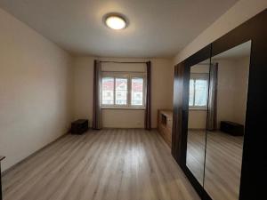 Pronájem bytu 2+kk, Praha - Strašnice, V olšinách, 56 m2