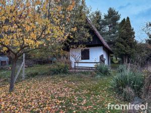 Prodej zahrady, Brno, Kaštanová, 1403 m2