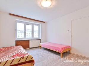 Pronájem bytu 2+1, Kuřim, nám. Osvobození, 58 m2