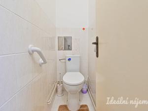 Pronájem bytu 2+1, Kuřim, nám. Osvobození, 58 m2