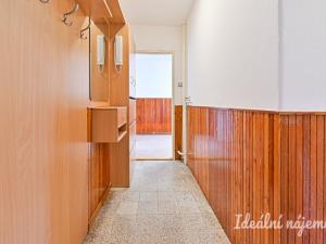 Pronájem bytu 2+1, Kuřim, nám. Osvobození, 58 m2