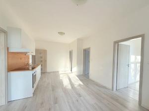 Prodej bytu 5+kk, Milovice, Slepá, 86 m2