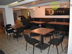 Pronájem komerční nemovitosti, Holešov, nám. Dr. E. Beneše, 220 m2