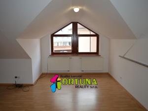 Pronájem bytu 2+1, České Budějovice - České Budějovice 3, Pražská tř., 70 m2