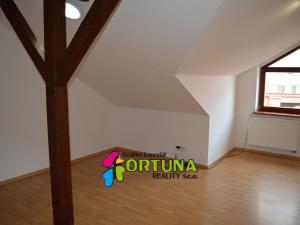 Pronájem bytu 2+1, České Budějovice - České Budějovice 3, Pražská tř., 70 m2