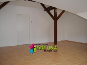 Pronájem bytu 2+1, České Budějovice - České Budějovice 3, Pražská tř., 70 m2