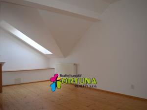 Pronájem bytu 2+1, České Budějovice - České Budějovice 3, Pražská tř., 70 m2