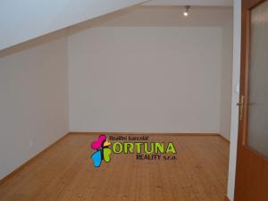 Pronájem bytu 2+1, České Budějovice - České Budějovice 3, Pražská tř., 70 m2