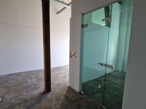 Pronájem kanceláře, Praha - Holešovice, Jankovcova, 354 m2