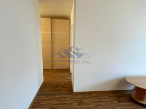 Pronájem bytu 2+kk, Komárov, Mládežnická, 56 m2