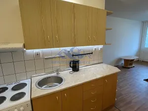 Pronájem bytu 2+kk, Komárov, Mládežnická, 56 m2