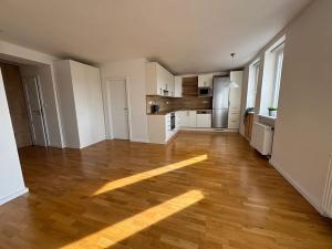 Prodej bytu 3+kk, Praha - Holešovice, Dobrovského, 70 m2