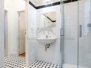 Pronájem bytu 1+kk, Praha - Staré Město, Revoluční, 37 m2