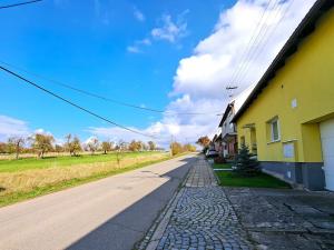 Prodej rodinného domu, Tečovice, 200 m2