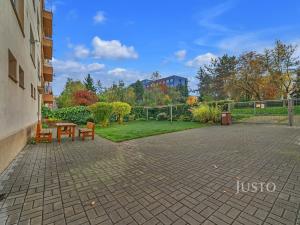 Prodej bytu 2+1, Praha - Strašnice, Na stezce, 40 m2